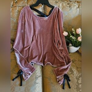 NWOT Anthropologie velvet cut-out back ballerina style in Taupe rosewood mauve
